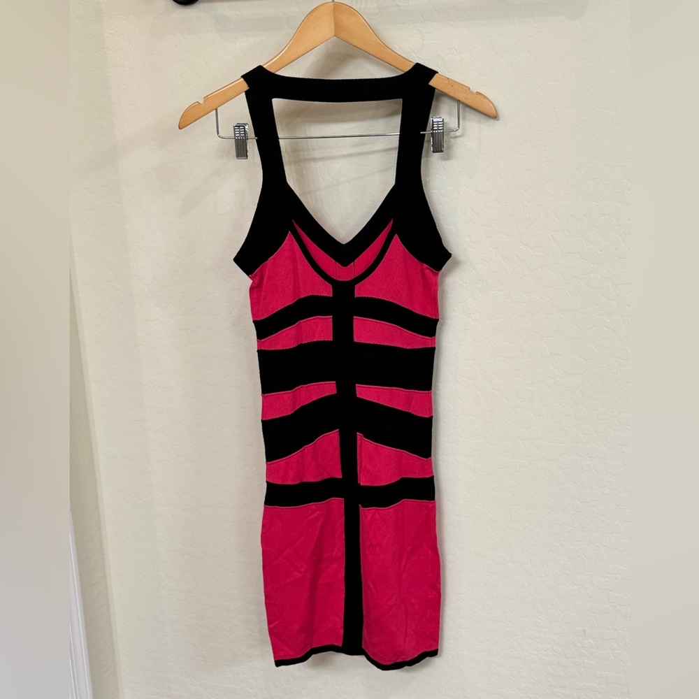 VTG Bebe Y2K Hot Pink & Black Bandage Bodycon Mini Dress - Size Small